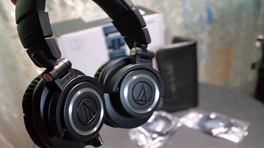 Image of Audio Technica headphones. Unsplash licence: https://unsplash.com/photos/8Kyi6K2PyXc